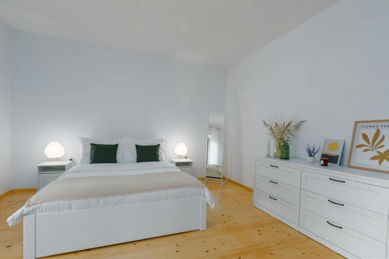 Holiday home Holiday House Anna, Near The Beach With Huge Private Garden Tar-Vabriga