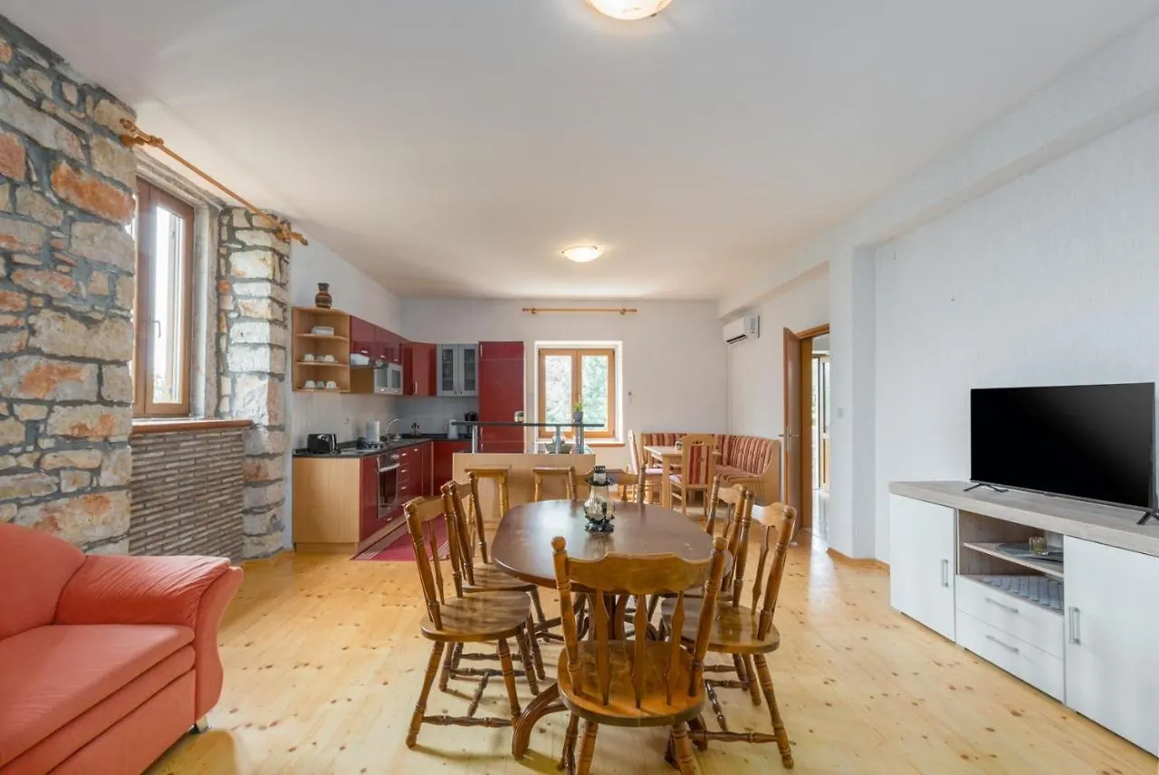 Holiday home Holiday House Anna, Near The Beach With Huge Private Garden Tar-Vabriga