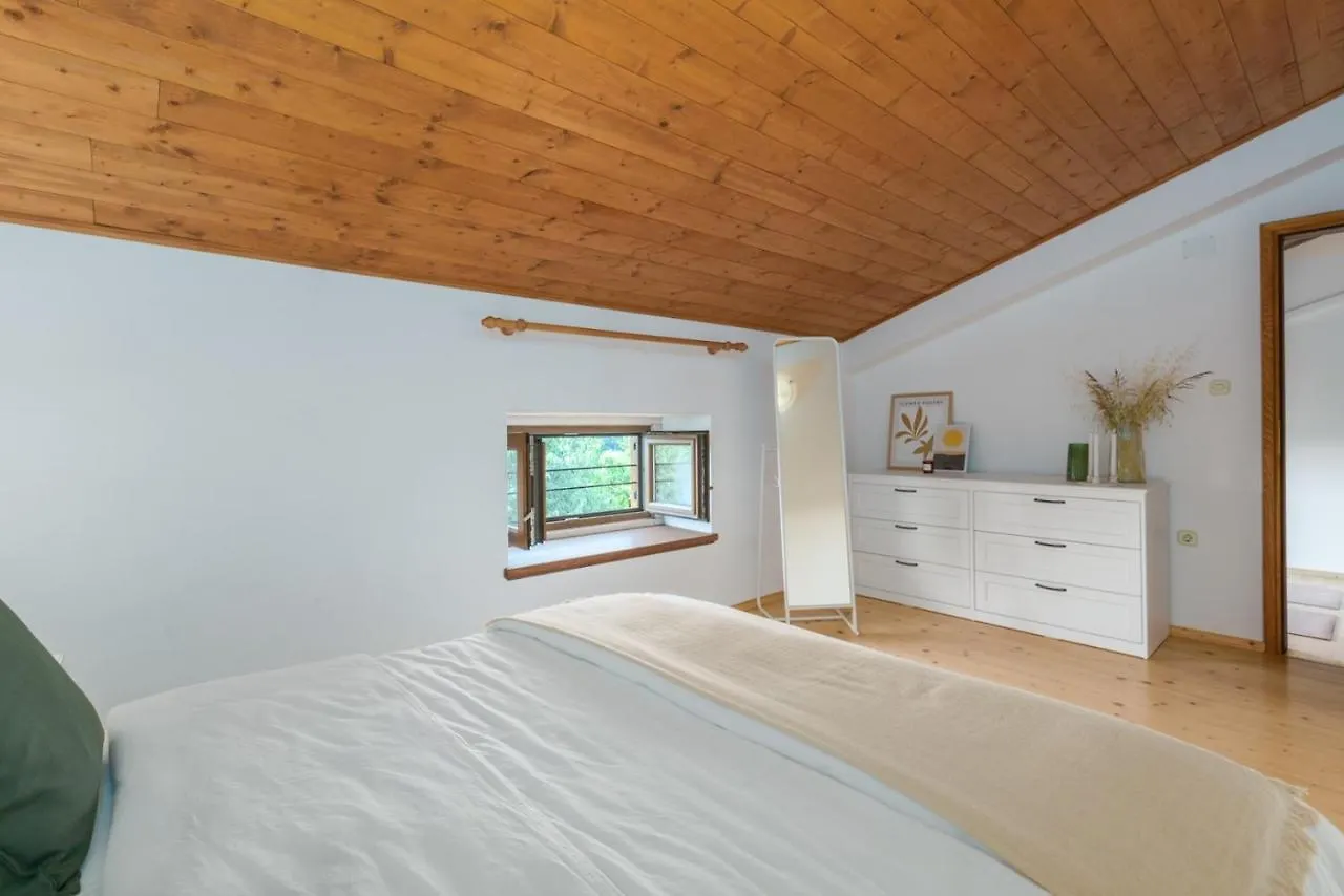 Holiday House Anna, Near The Beach With Huge Private Garden Tar-Vabriga Holiday home